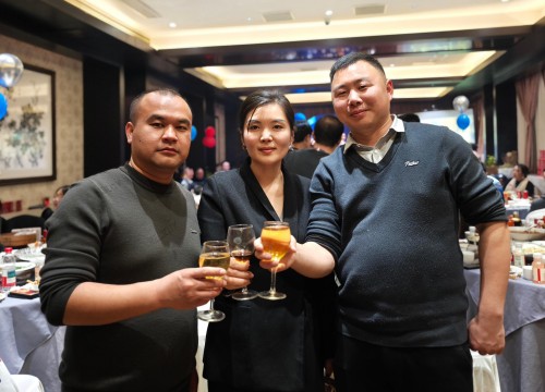 1736844893.jpg 22bf7faa76e6e01366b7a7b0a37f30e6_origin(1).jpg